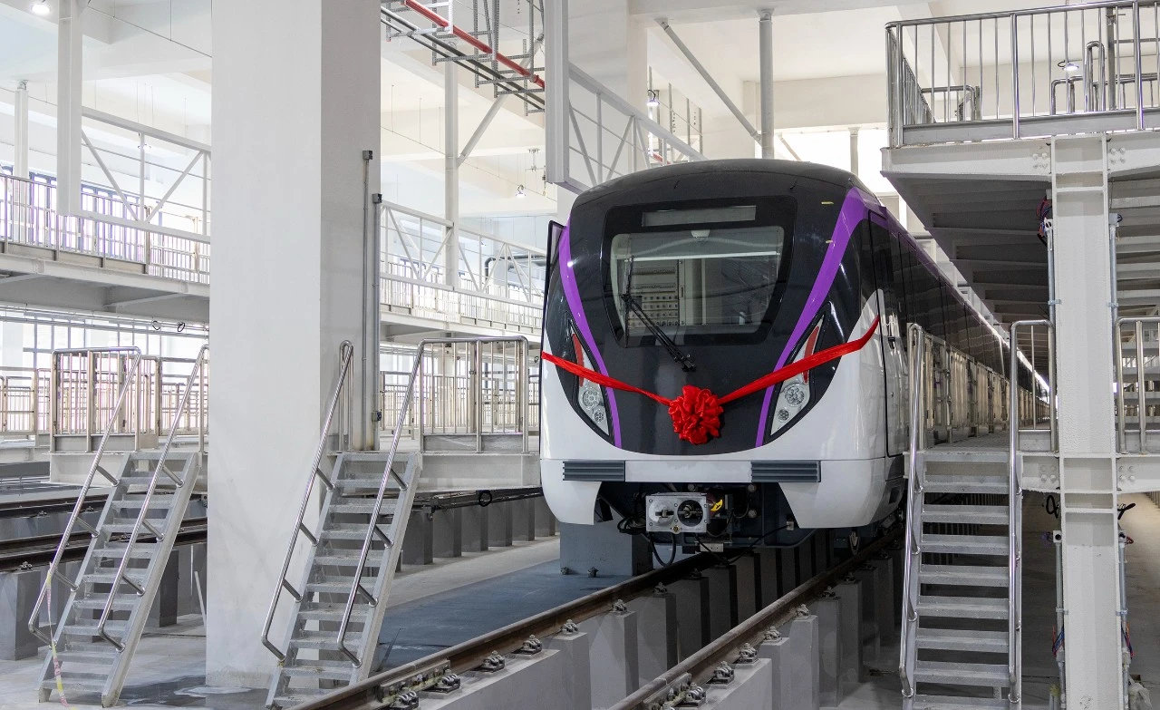 Z4线地铁最新动态与小巷探秘,揭秘隐藏瑰宝