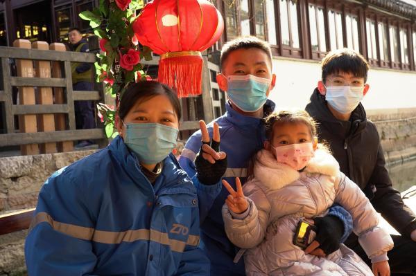 温馨与欢笑交织，旧友新装，版本更新之旅