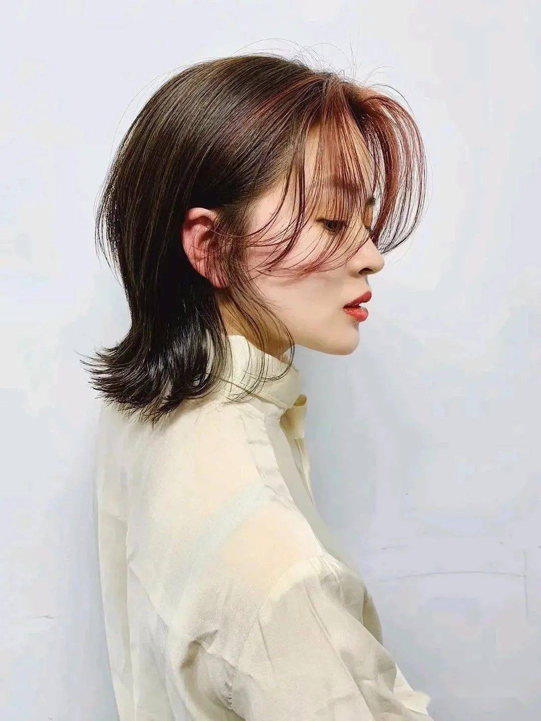 最新发型潮流,重塑自信,开启人生新篇章
