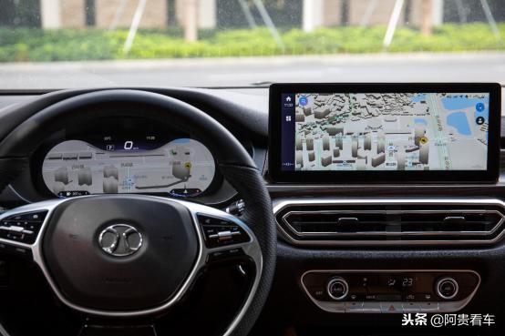 奔驰最新动态,家庭温馨之旅的启程