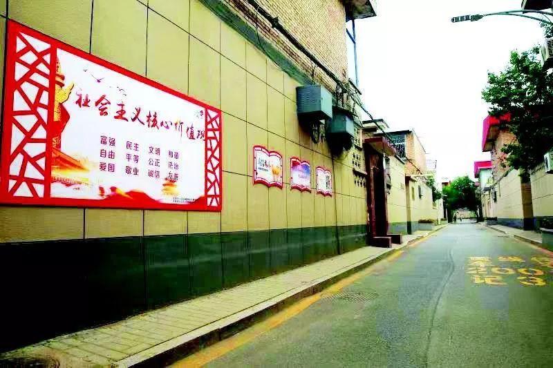 探索小巷隐藏宝藏,特色小店故事与最新QQ下载之旅