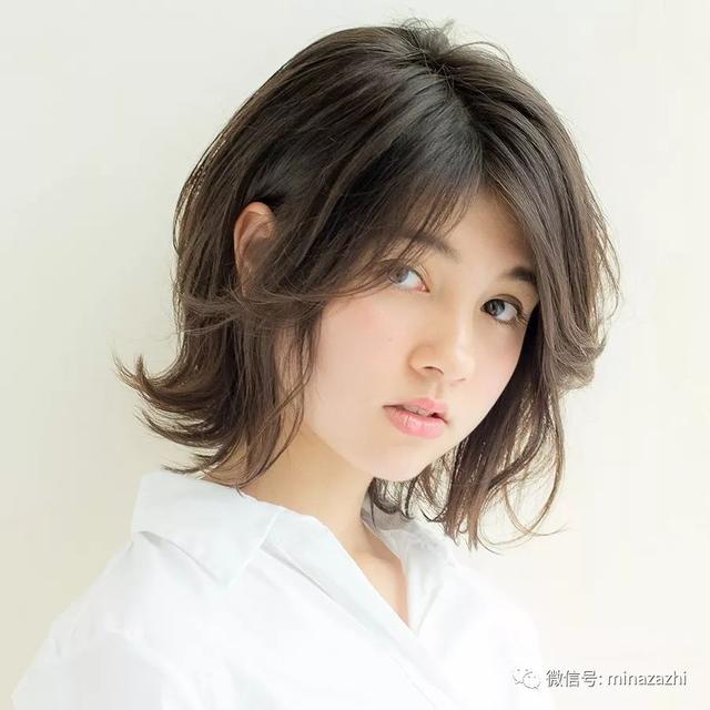 科技与时尚交融,最新短发款式亮相