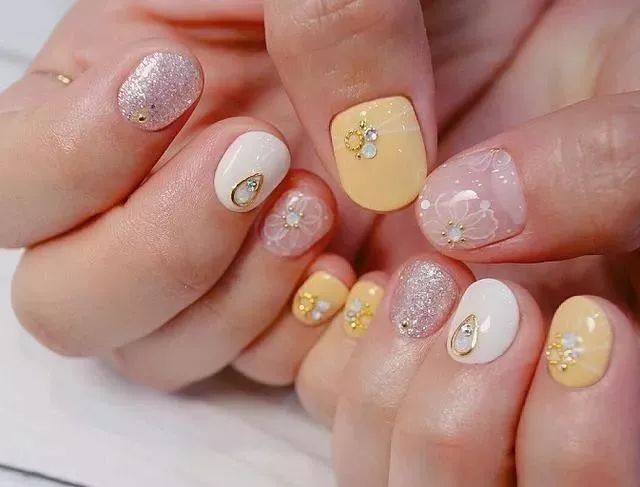 最新美甲款式,时尚与个性的完美融合风采展示