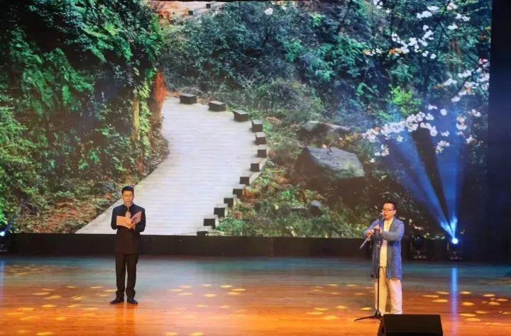 光影之间找寻自信与成长的励志力量,最新电影搞笑集锦