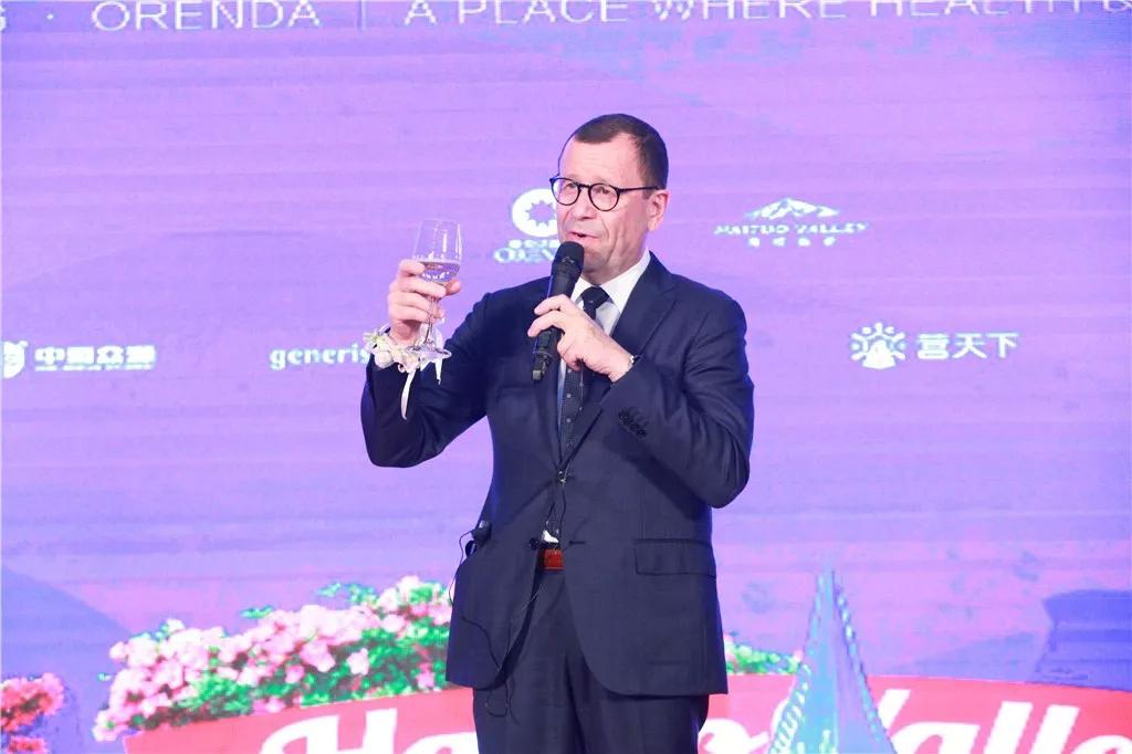 陈东升