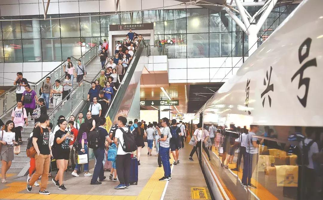 最新网站升级解析，优劣分析与观点阐述