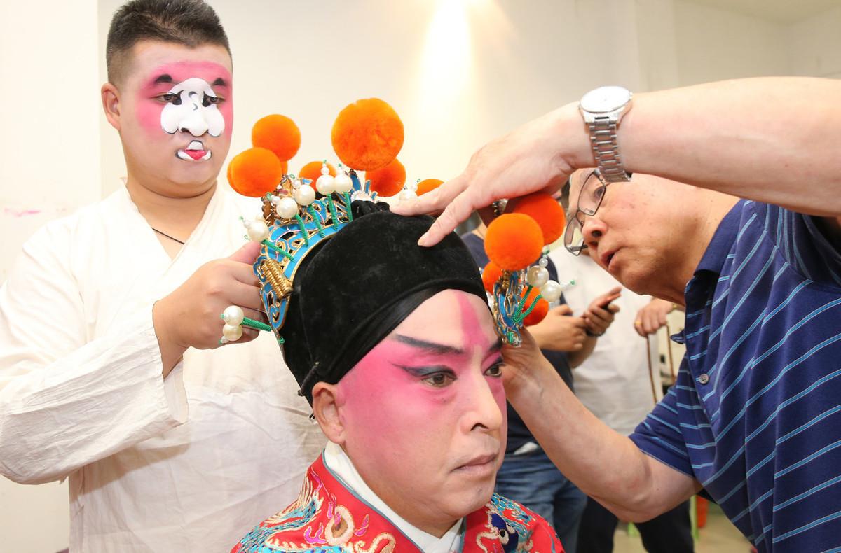 从零开始的化妆步骤指南,最新化妆技术解析