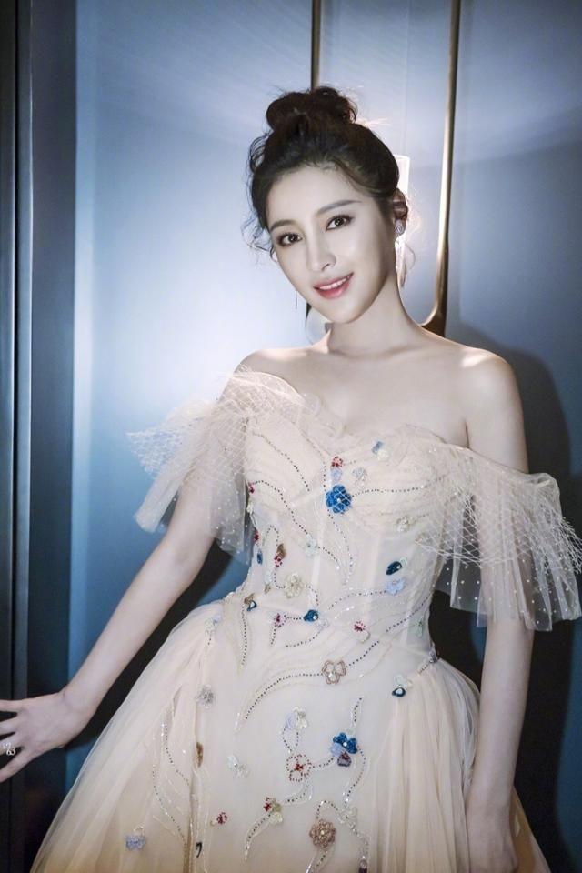 最新长碎发，小巷深处的秀发秘境探索