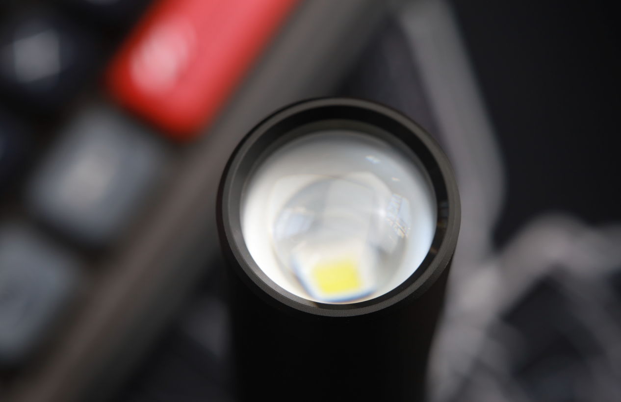 技术与创新的融合,最新版电筒亮相!