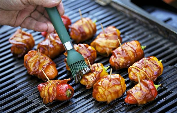 最新炸大果子,背景、发展、影响与时代地位分析