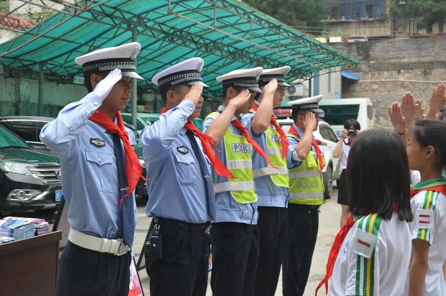 最新型手势,轻松掌握技能学习与实践的方法