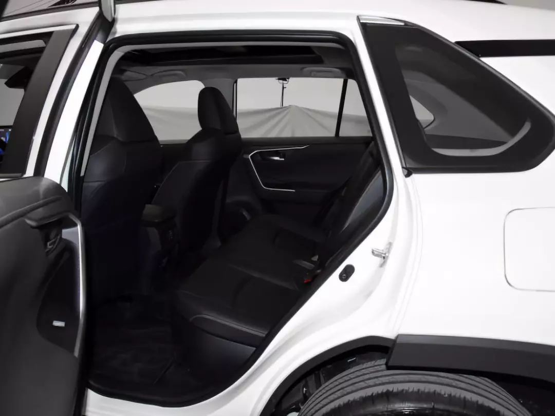 最新荣放深度解析，优势与劣势一览