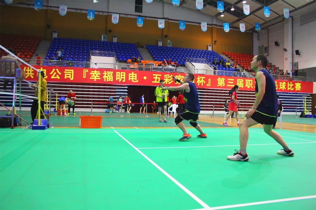冰壶球比赛，科技重塑竞技魅力，未来赛场激情四溢