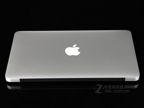 全新上市的MacBook Air 2017，温馨相伴的奇妙日常体验