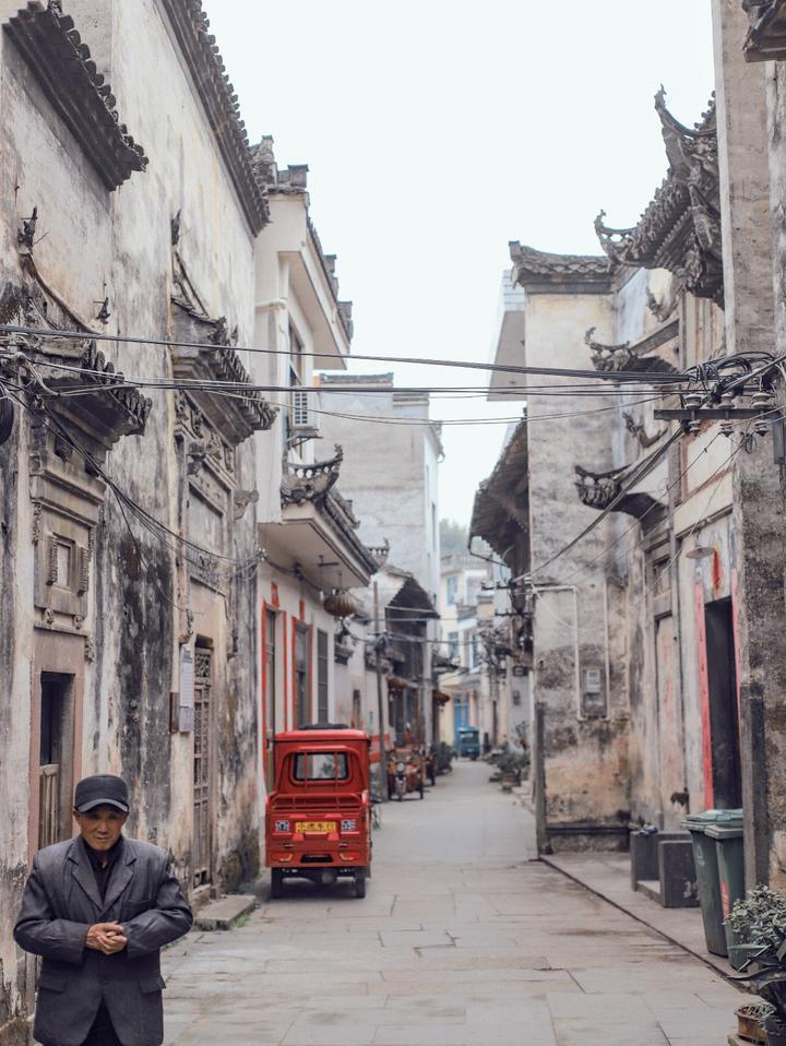 长城VV7C最新试驾视频，巷弄深处的驾驶奇遇与隐藏小店体验