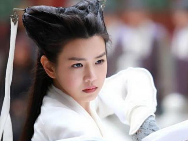 神雕侠侣小龙女演员的成长之路,演绎变化,展现自信与成就的力量