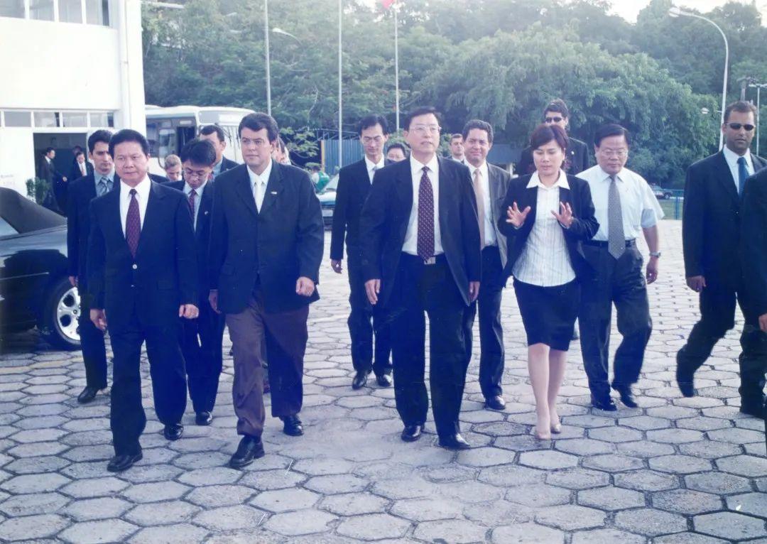 格力创新引领时代，铸就传奇新闻发布