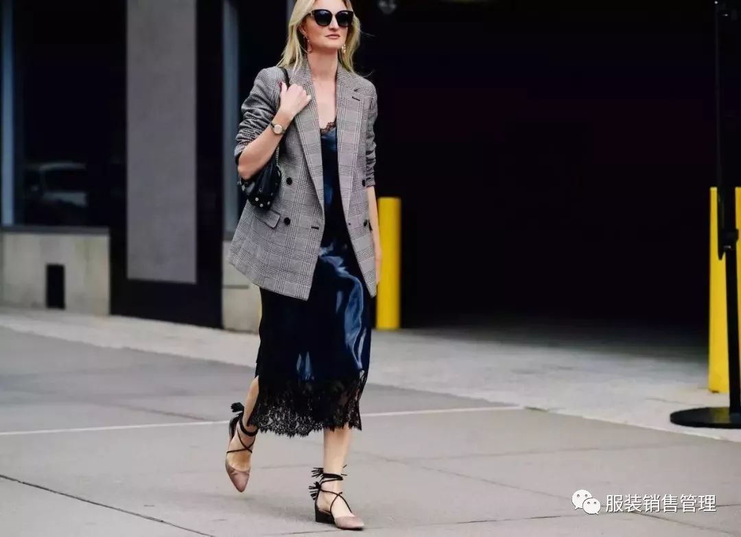 周迅最新潮流穿搭,时尚先锋引领潮流解析
