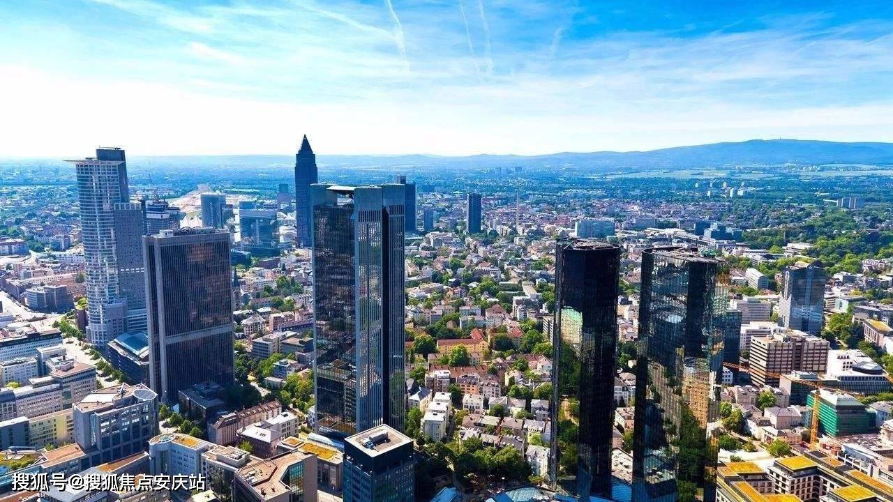 波兰最新新闻，城市中的日常温情与友情之旅