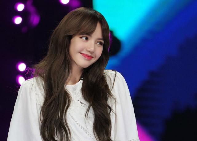 最新说唱潮流与高科技产品重塑生活的智能之旅