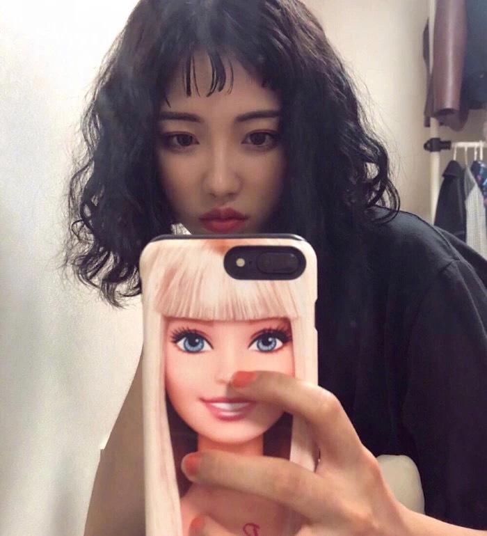 佟丽娅阳光下的温馨日常最新照片