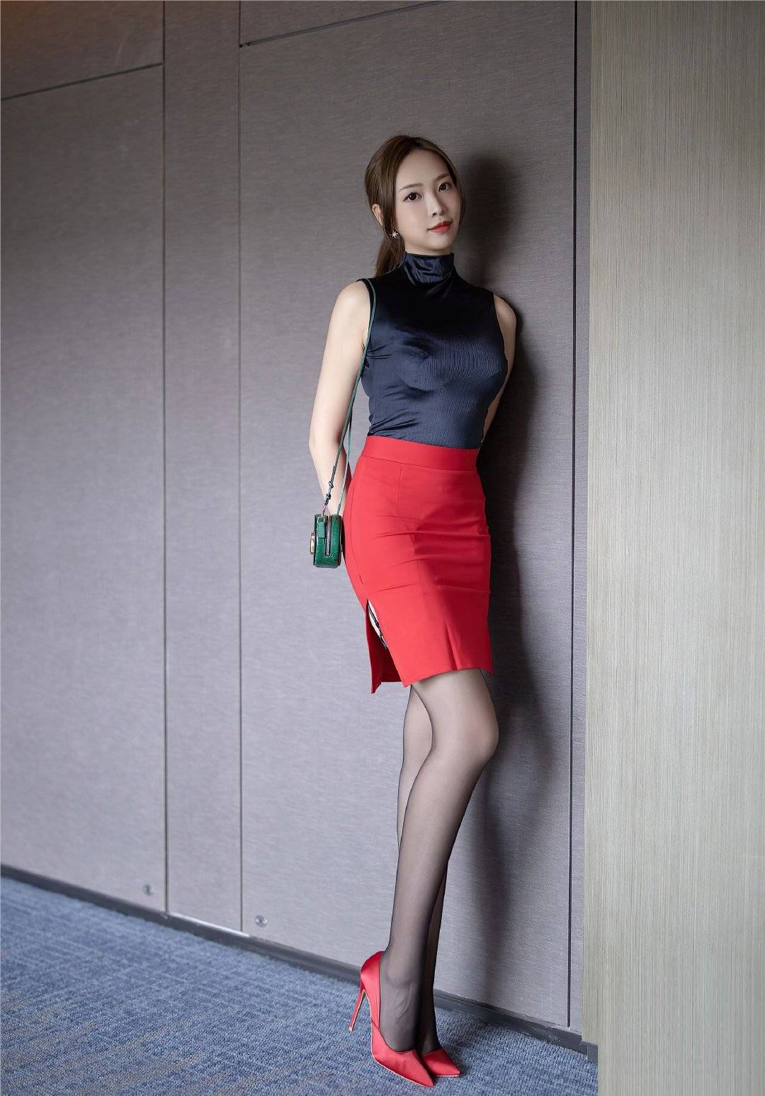 最新女忧的魅力世界,独特风采一览无遗✨