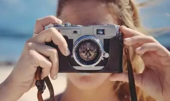 一甜相机最新版,小巷深处的摄影乐园探索