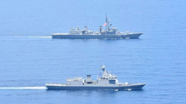 南海最新军事新闻,夏日风云中的小岛与友情之舟